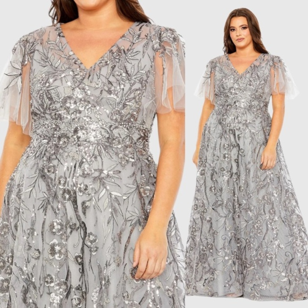 NWT Mac Duggal #20469 #67908 Silver High Neck Flutter Sleeve Beaded Gown Size 20